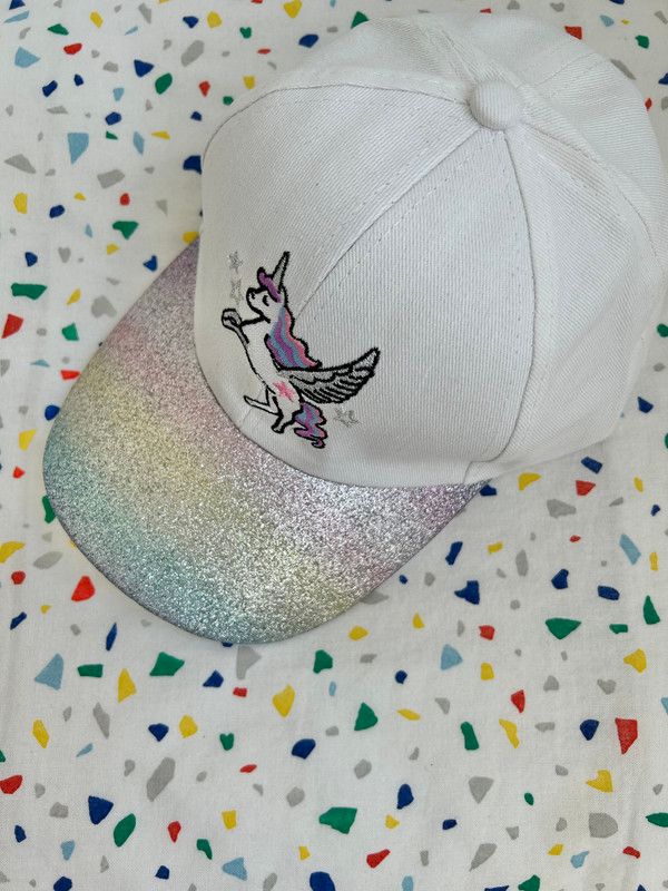 The Girl Cap - Durable Cotton Kids Cap - Unicorn - White