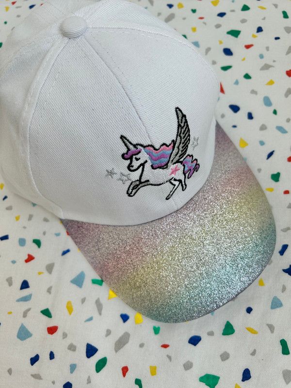 The Girl Cap - Durable Cotton Kids Cap - Unicorn - White