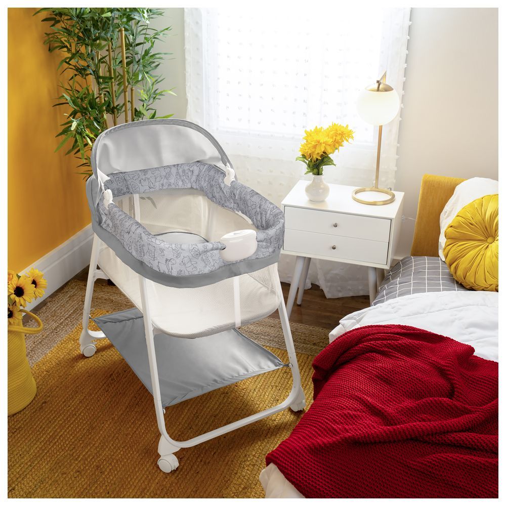 Bright Starts - Winnie The Pooh Slumber Party Soothing Bassinet - Grey