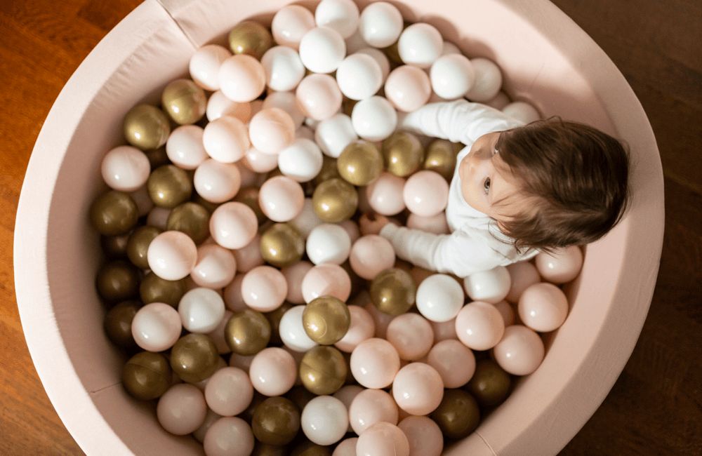 Larisa & Pumpkin - Ball Pit With 200 Balls - Powder/Gold/White