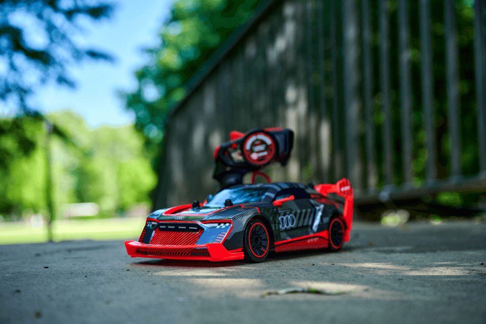 Dickie - RC Audi S1 E-Tron Quattro Drift Car