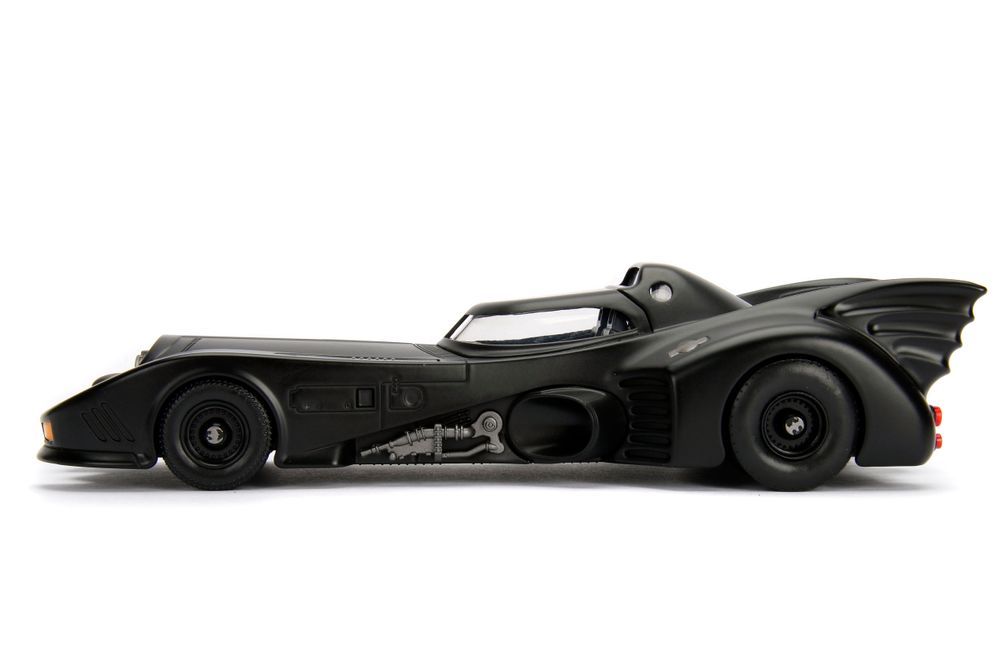 Jada - Build And Collect Batmobile With Batman Die-Cast Kit