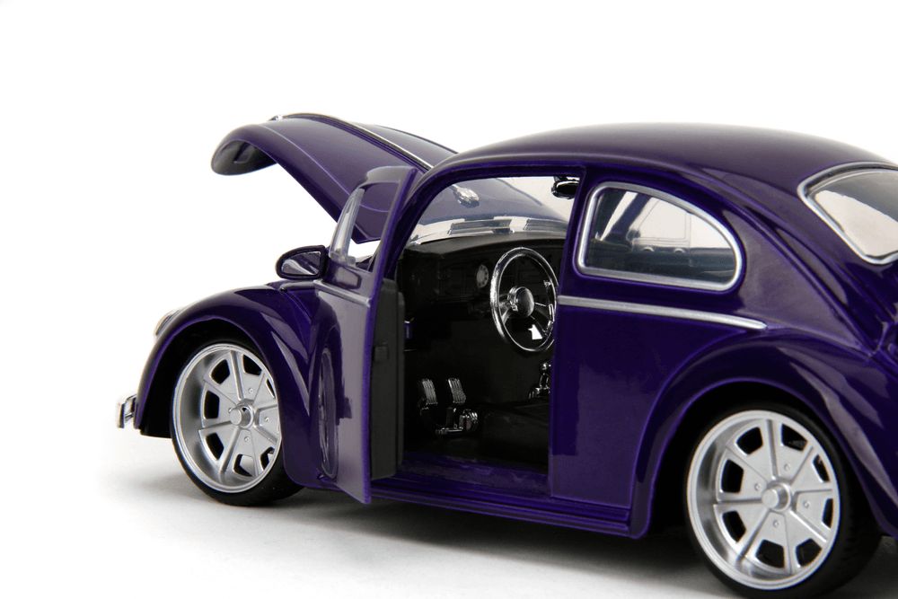 Jada - 1/24 Wednesday Volkswagan Beetle Car With Figurine