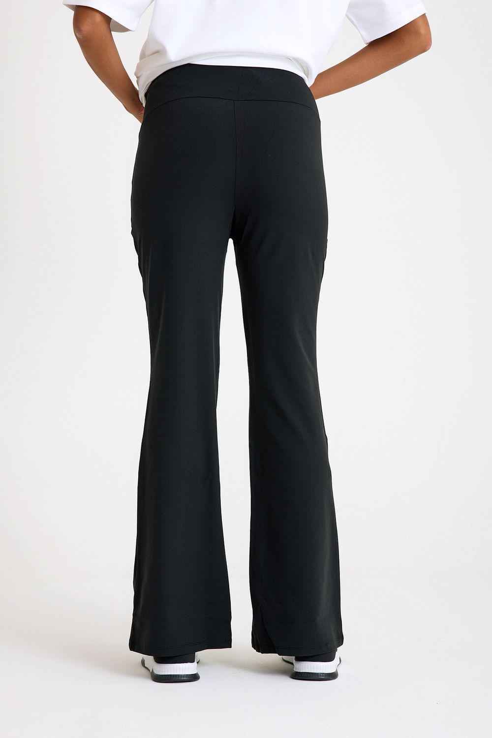 Accouchee - Ultimate Comfort Warm Flare Maternity Pants - Black