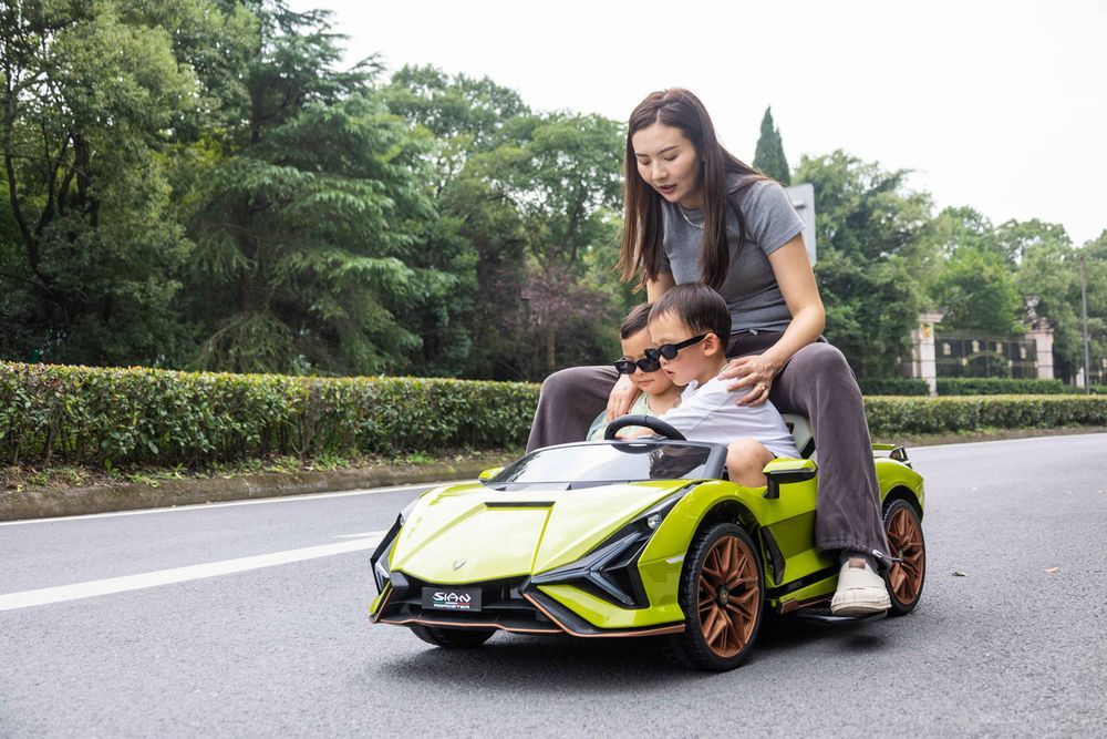 Lovely Baby - Lamborghini Sian Roadster Ride-On Car - Green