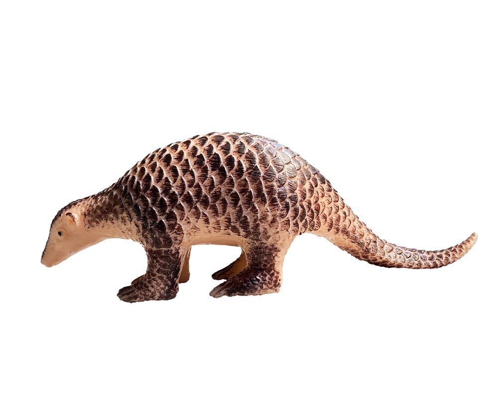 Galaxy Toys - Pangolin - Lifelike With Detailed Keratin Scales And Ball-Rolling Ability