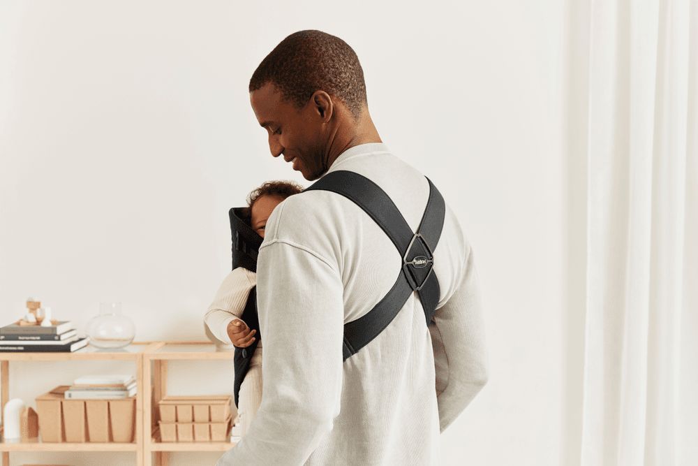 BabyBjorn - Baby Carrier Mini - Black