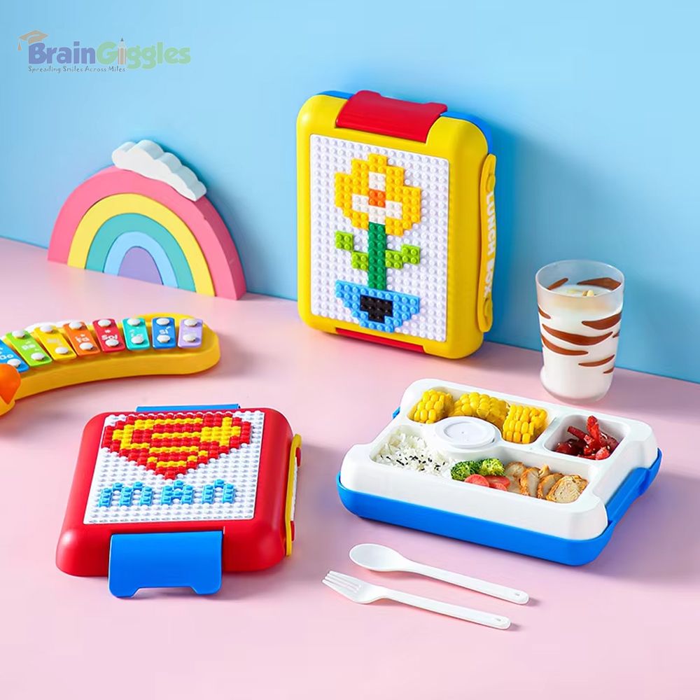 Brain Giggles - Bento Lunch Box With 4 Compartments And Building Blocks - Red/Blue