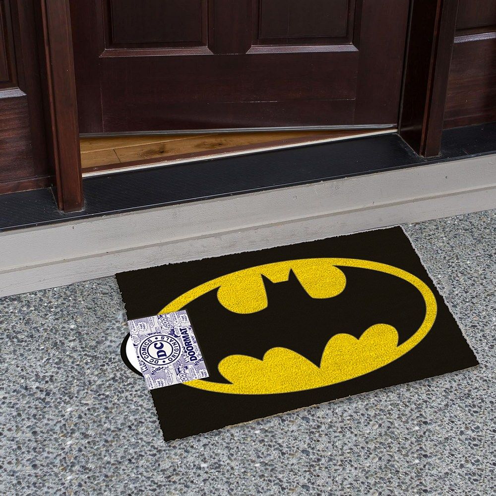 Pyramid International - DC Originals Batman Logo Detail Door Mat