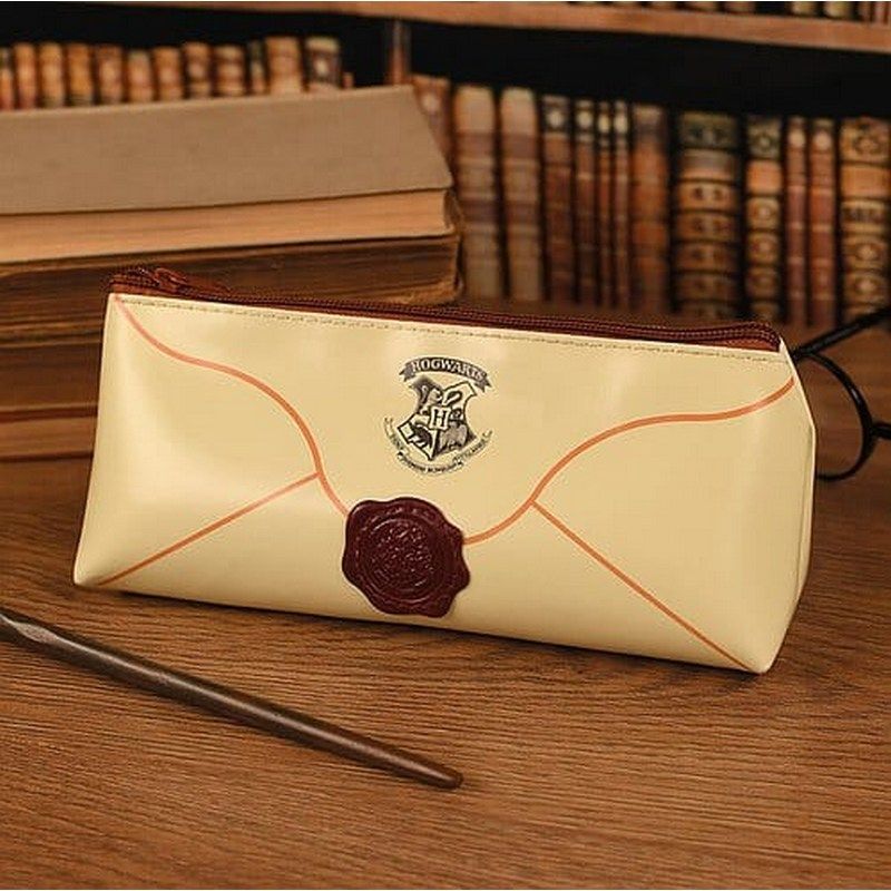 Pyramid International - Harry Potter Hogwarts Letter Themed Pencil Case