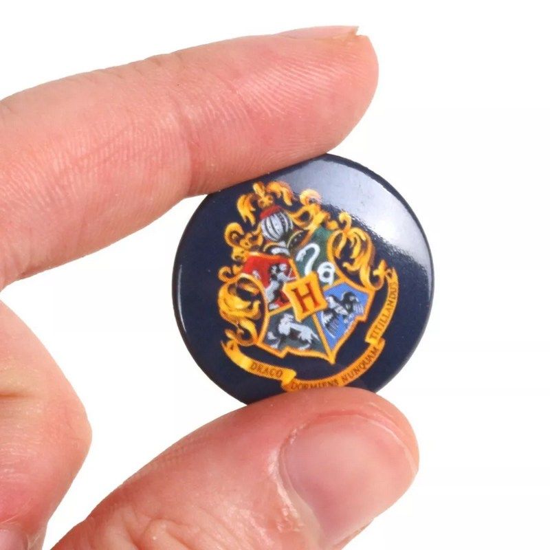 Pyramid International - Harry Potter Hogwarts Crest Button Badge