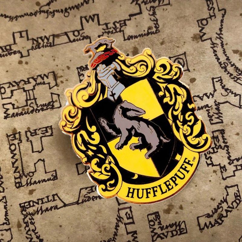 Pyramid International - Harry Potter Hufflepuff Enamel Pin Badge