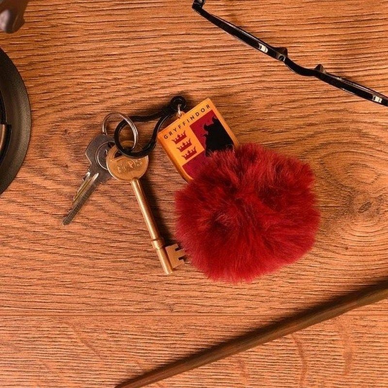 Pyramid International - Harry Potter Gryffindor Pom Pom Keychain