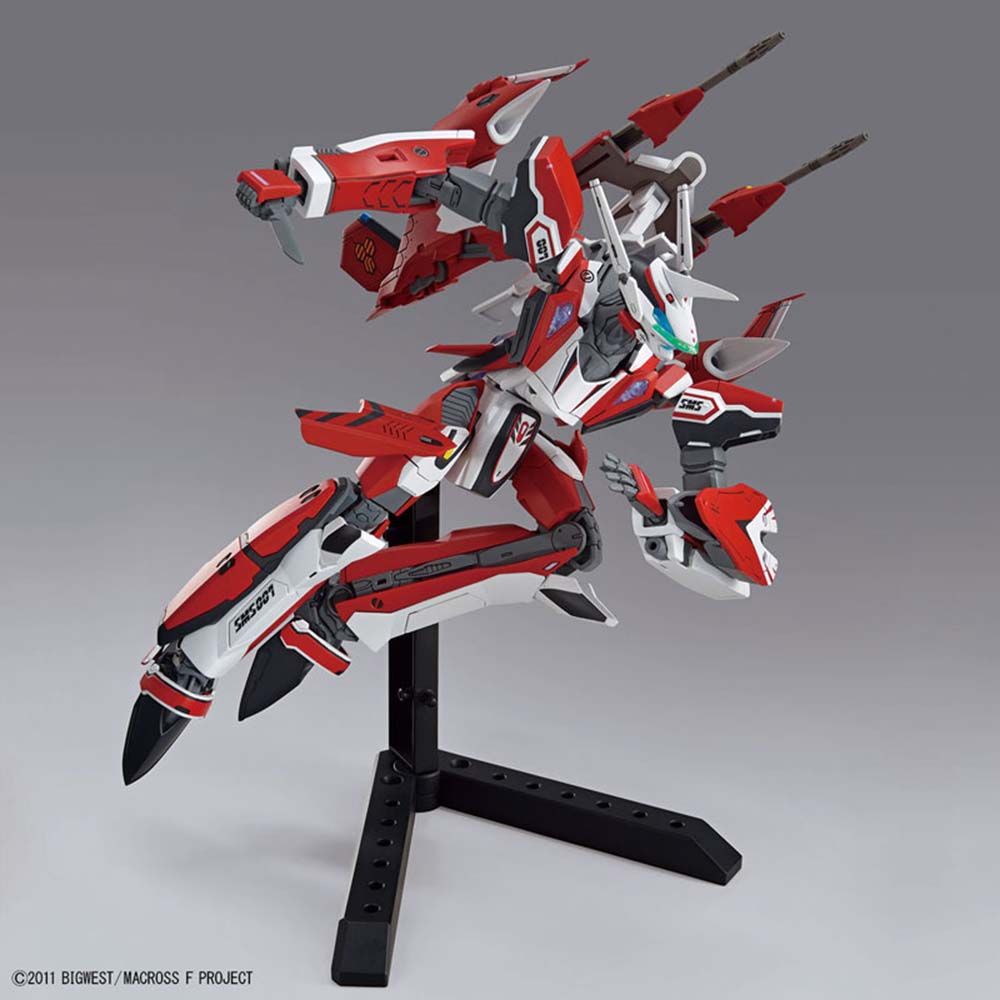 Bandai - 1/100 Hg Macross Yf-29 Durandal Valkyrie Alto Saotome Plastic Model Kit