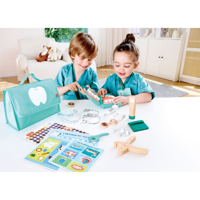 Hape - Role Play Super Smile Dental Clinic Set