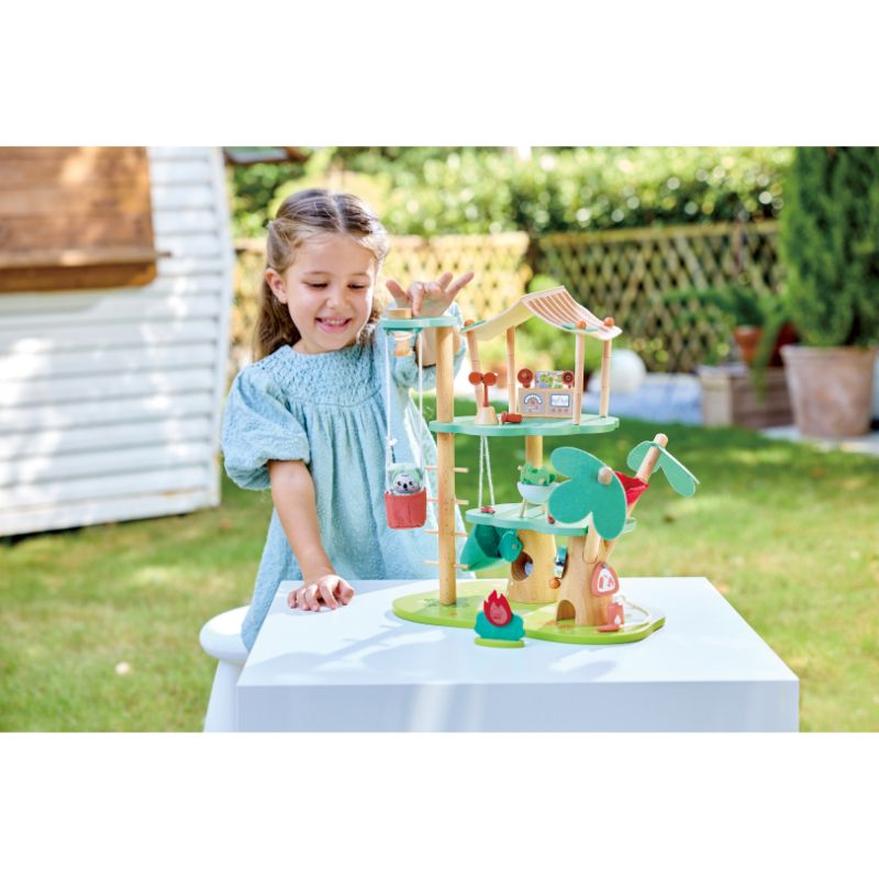 Hape - Kiki's Treehouse Headquarters Playset - 21 Pcs