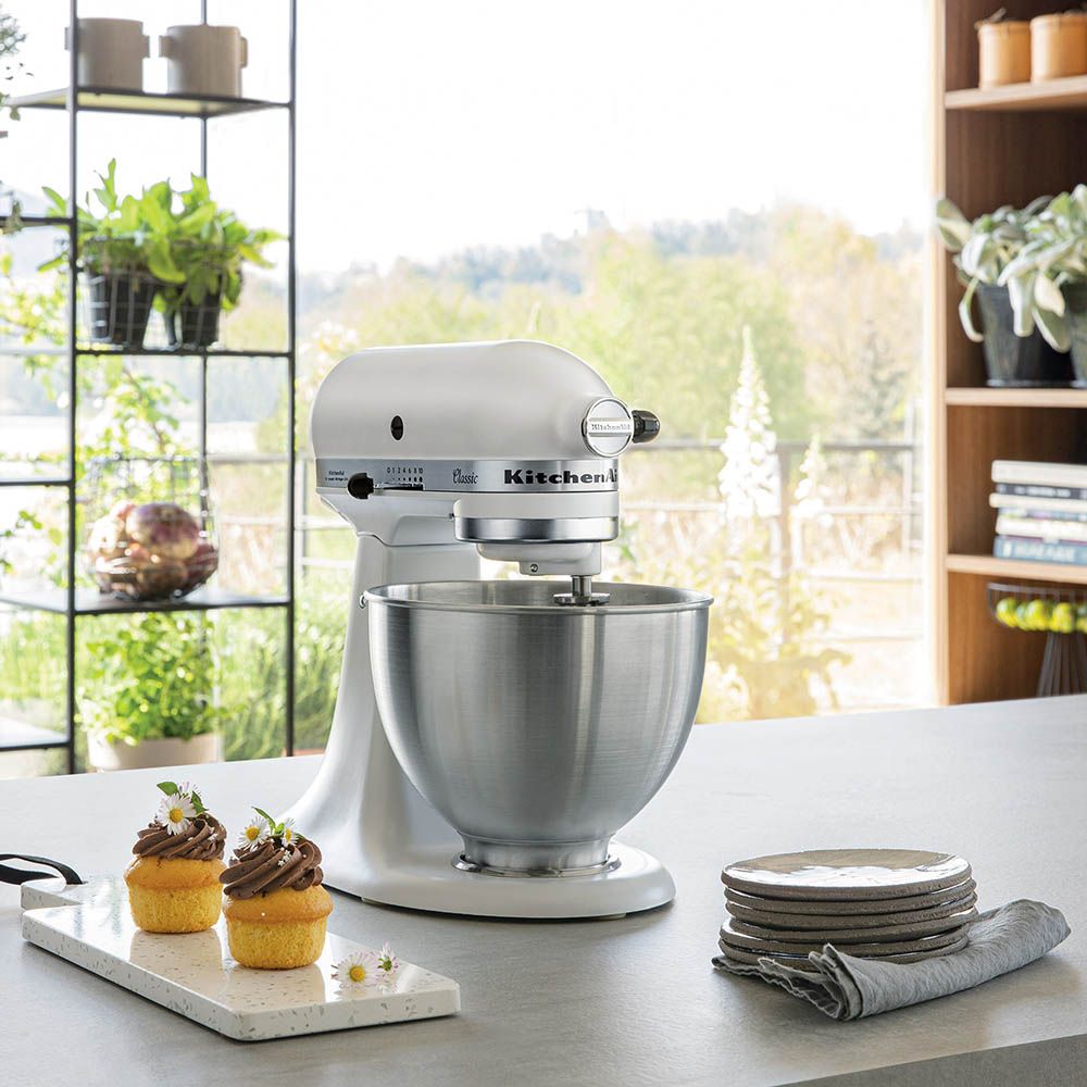 Kitchenaid - Classic Tilt-Head Stand Mixer - Matte White - 4.3 L