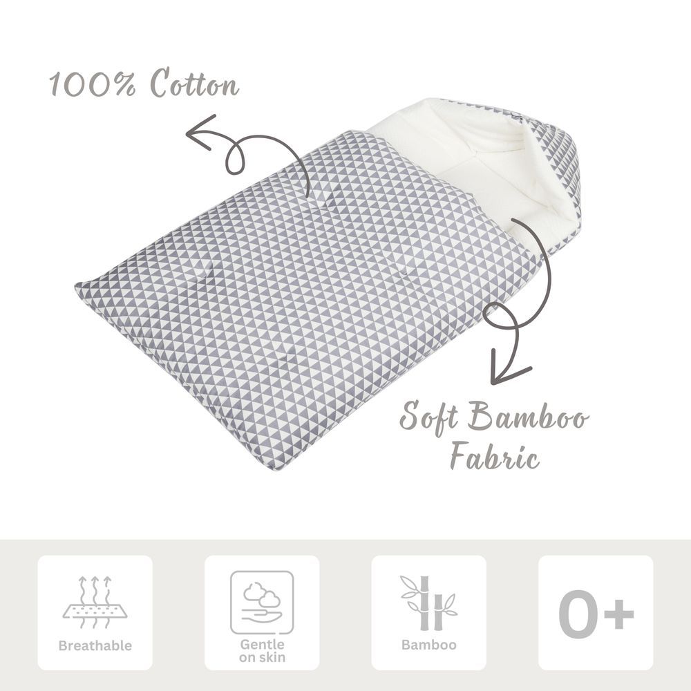 White&Grey - Triangle Pattern Baby Sleeping Bag - Grey