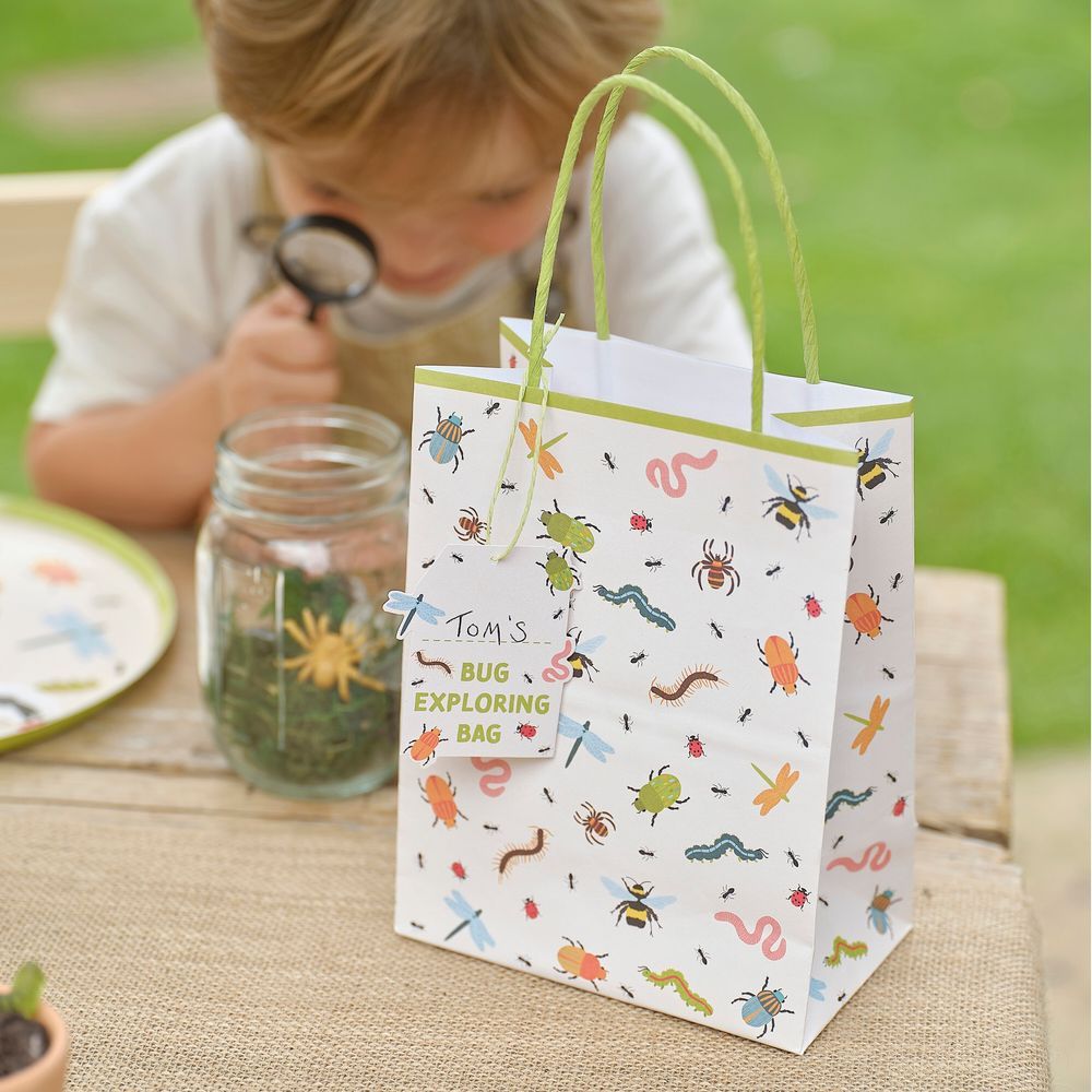 Ginger Ray - Bug Hunt Party Bags With Magnifying Glasses