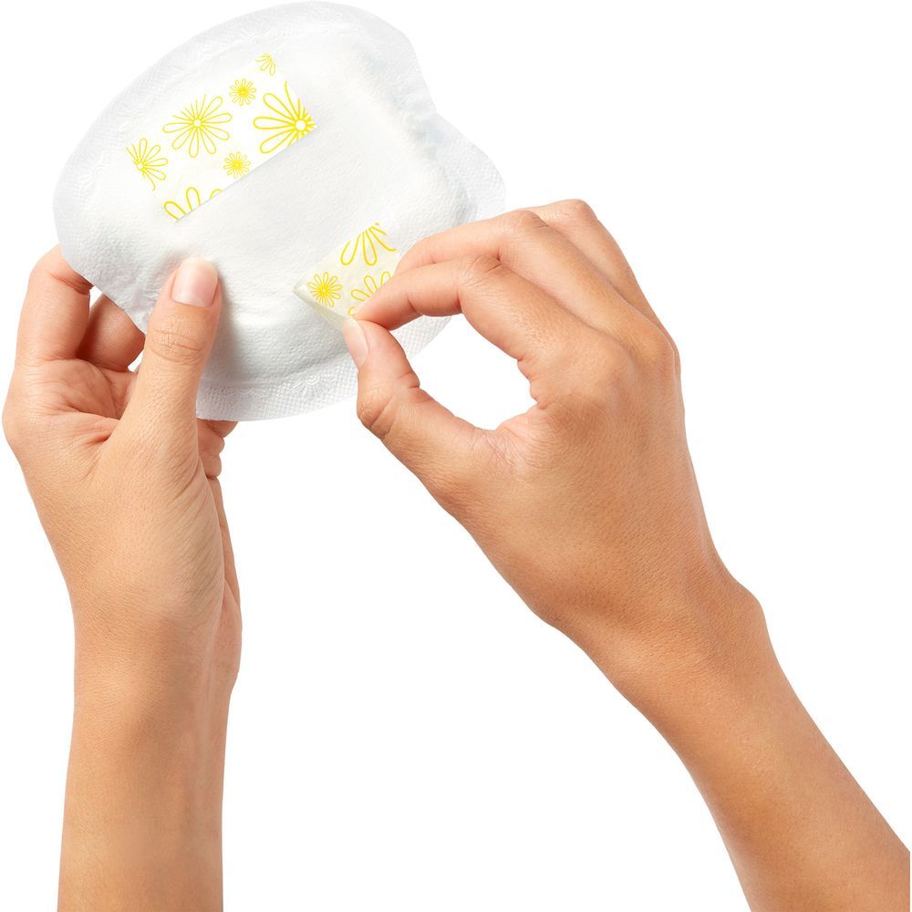 Medela - Ultra Breathable Nursing Pads - 30 Pcs