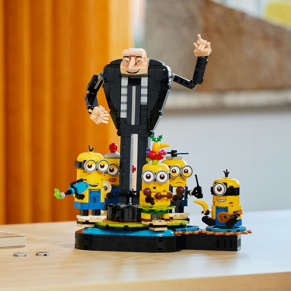 Lego - Brick-Built Gru And Minions Playset - 839pcs