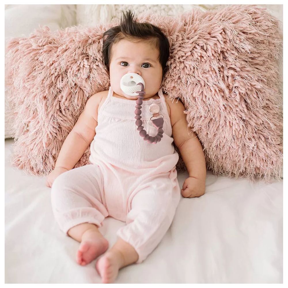 Itzy Ritzy - Sweetie Strap Silicone Pacifier Clip - Rosewood