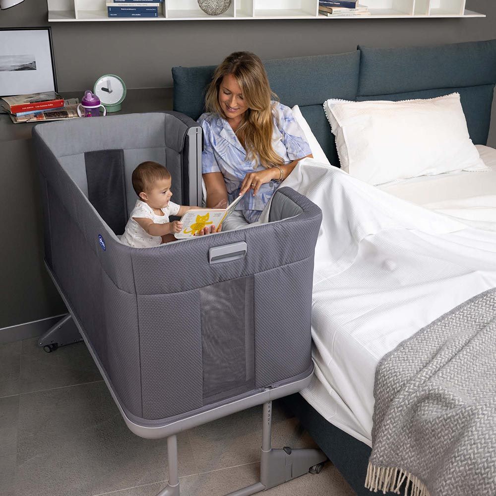 Chicco - Next2Me Forever Co Sleeping Crib - Ash Grey