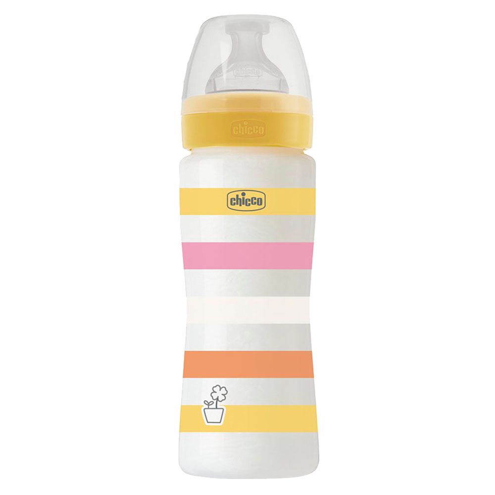 Chicco - Well-Being Plastic Fast Flow Feeding Bottle - Yellow - 330 ml