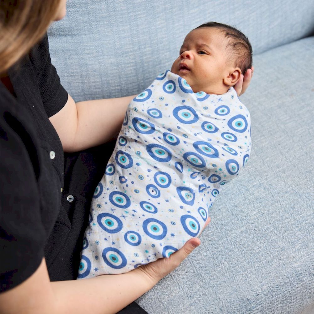 BALADI - Blue Eye Swaddle