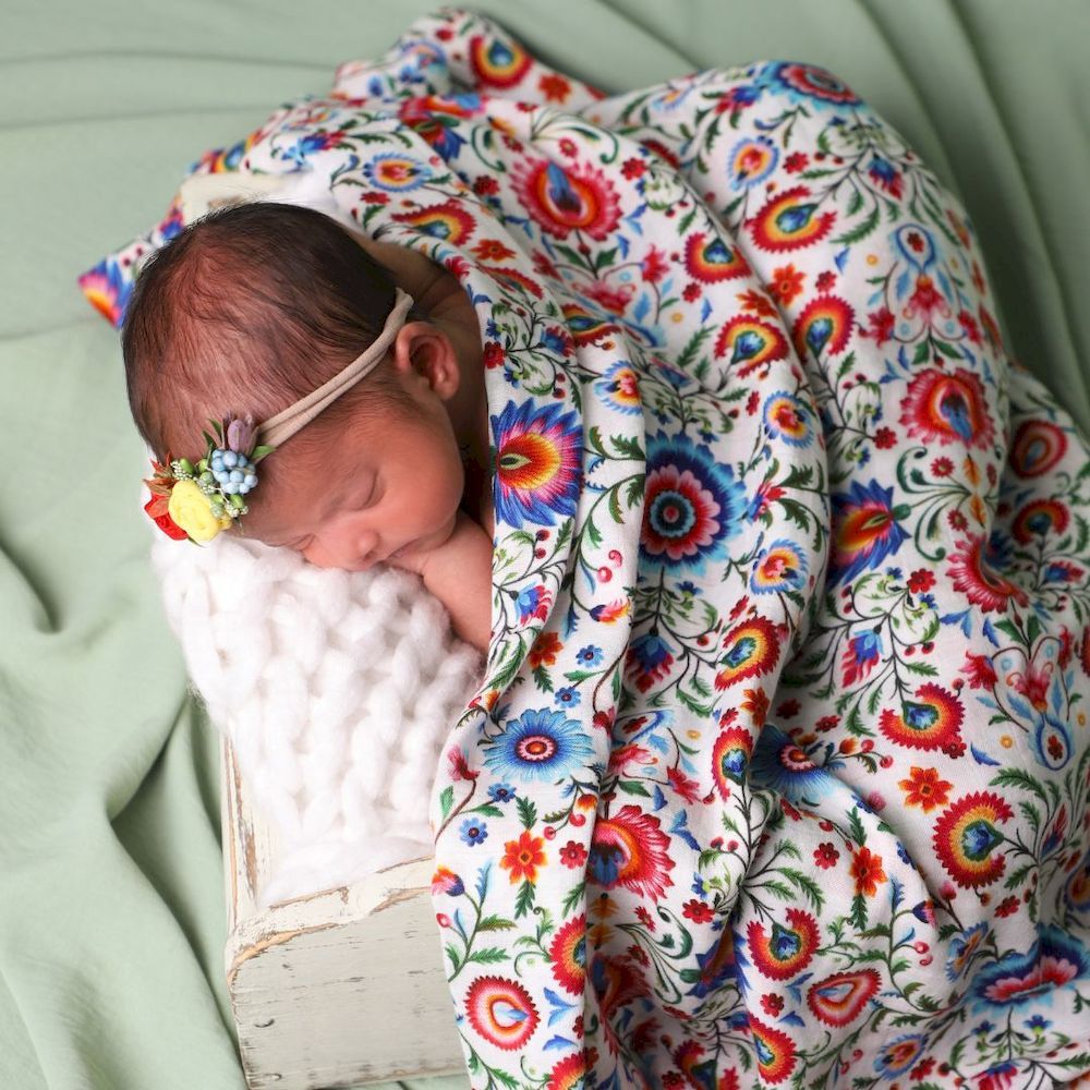 BALADI - Suzani Swaddle