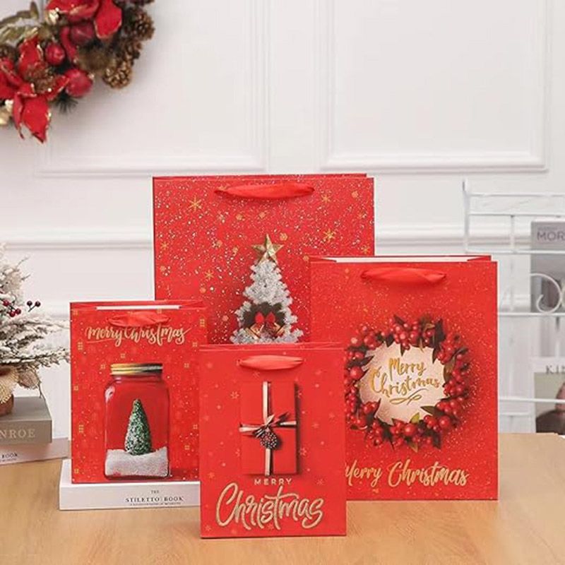 Brain Giggles - Christmas Gift Bag w/ 4 Designs - 12pcs - 18x23x10 Cm - Red