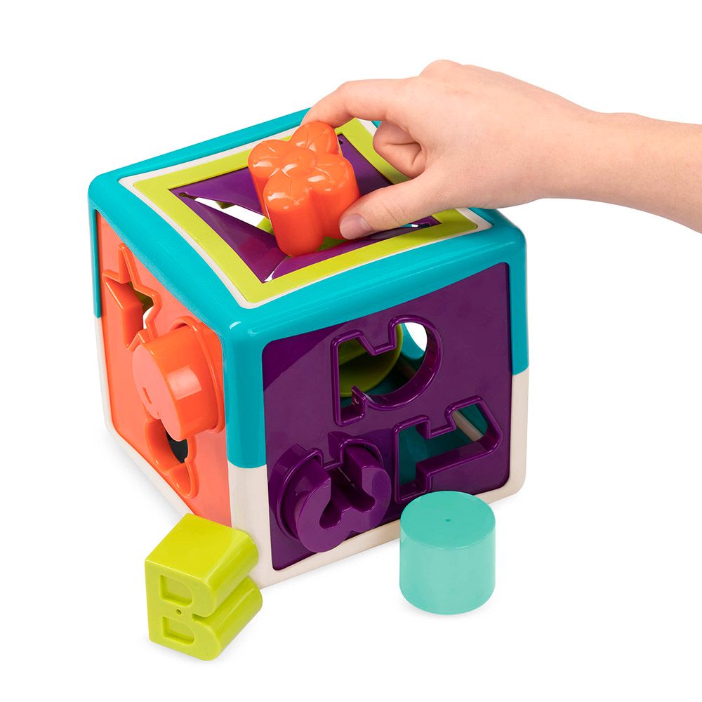 Battat - Shape Sorter Cube - 13pcs