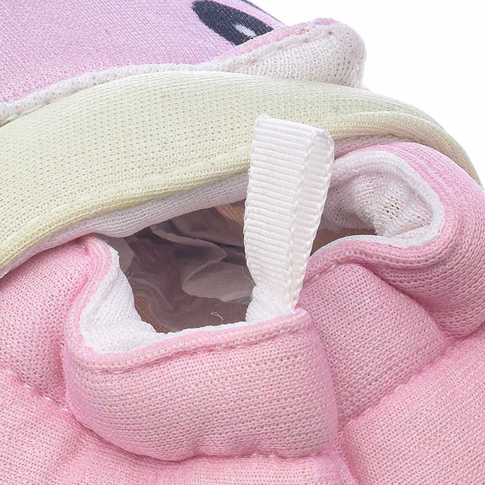 Tiny Hug - Soft & Warm Baby Booties - Light Pink