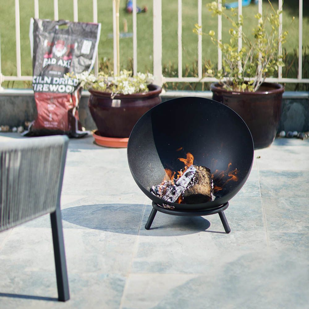 Bad Axe - The Fireball Firepit - Black