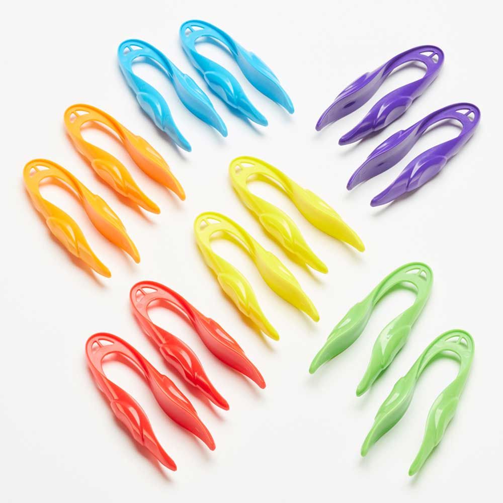 TTS - Fine Motor Plastic Grasping Tweezers - 12pcs