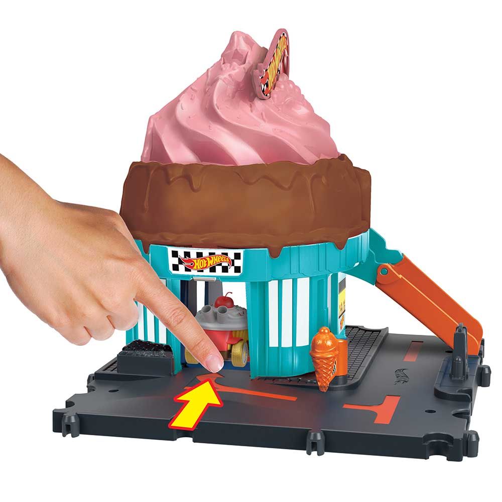 Hot Wheels - City Downtown Ice Cream Shop​ Playset