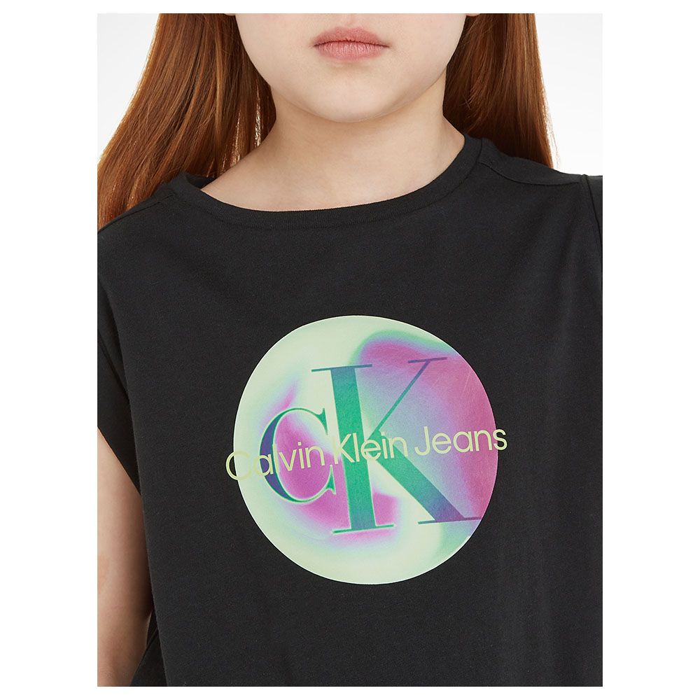 Calvin Klein - Pixel Aop Graphic Short Sleeves T-Shirt - Black