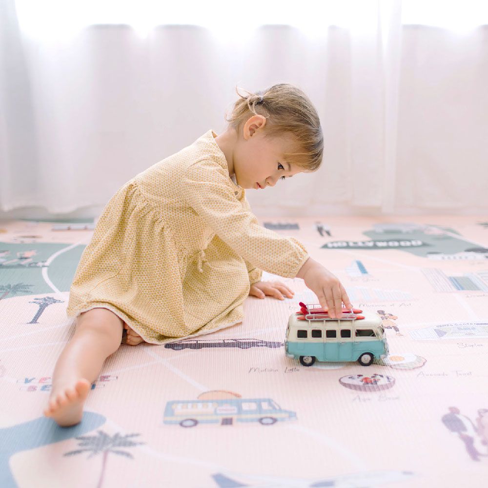 Milk It Baby - Los Angeles City Tour Reversible Play Mat