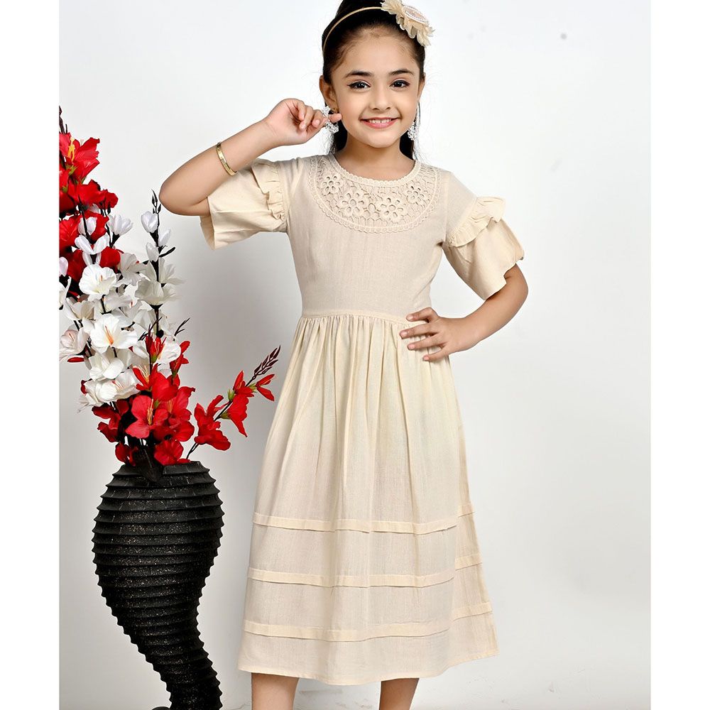 Flower Girl - Girl's Plain Pleated Dress - Cream