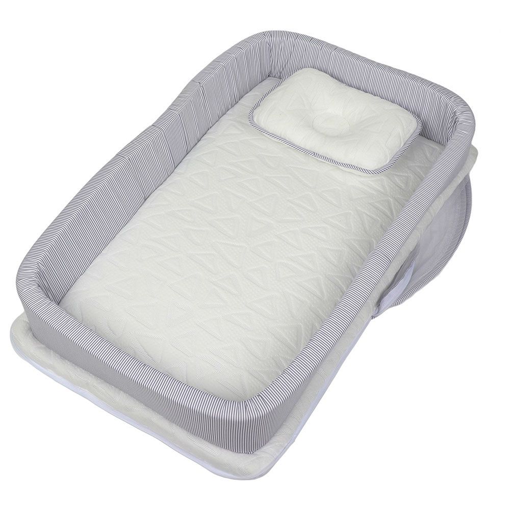 White&Grey - Baby Bed With Soft Bamboo Padding - Stripes