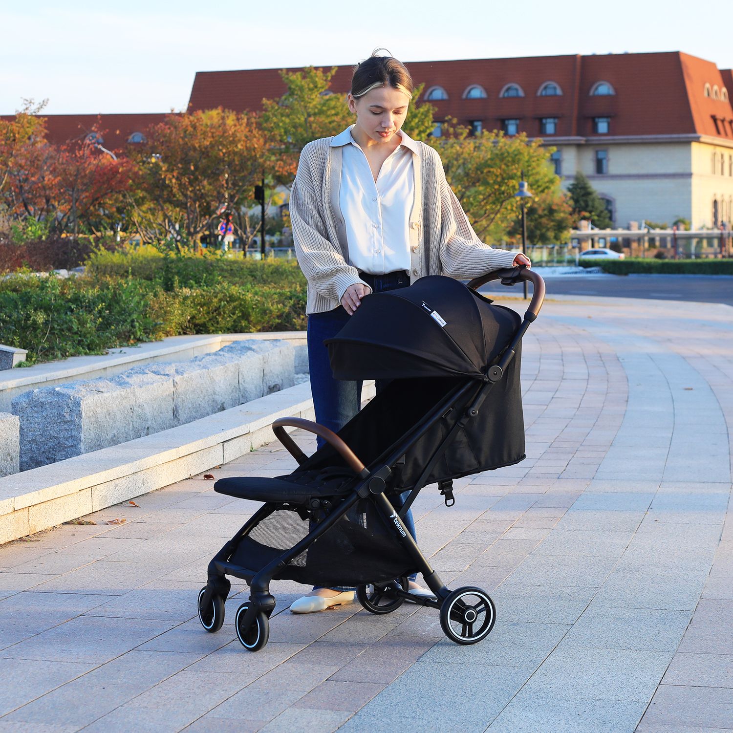 Teknum - Travel Explorer 2 AutoFold Stroller - Black