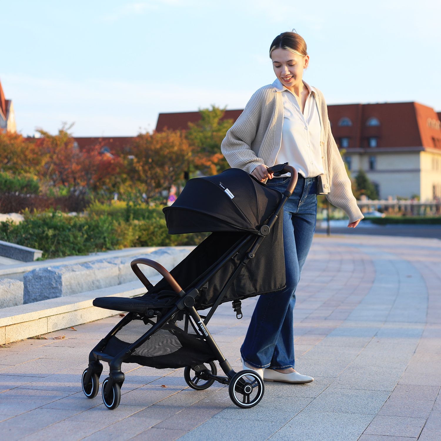 Teknum - Travel Explorer 2 AutoFold Stroller - Black