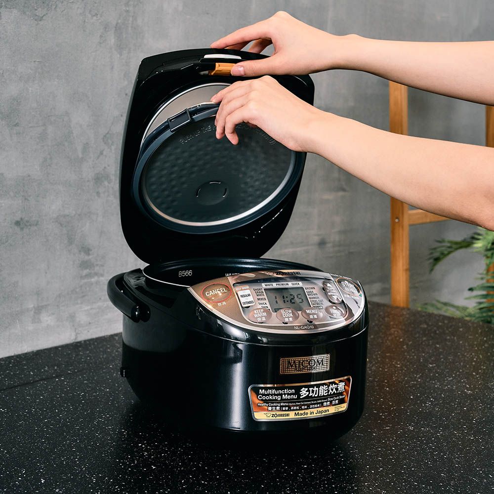 Zojirushi - Electric Rice Cooker/Warmer - Metallic Black - 1 L