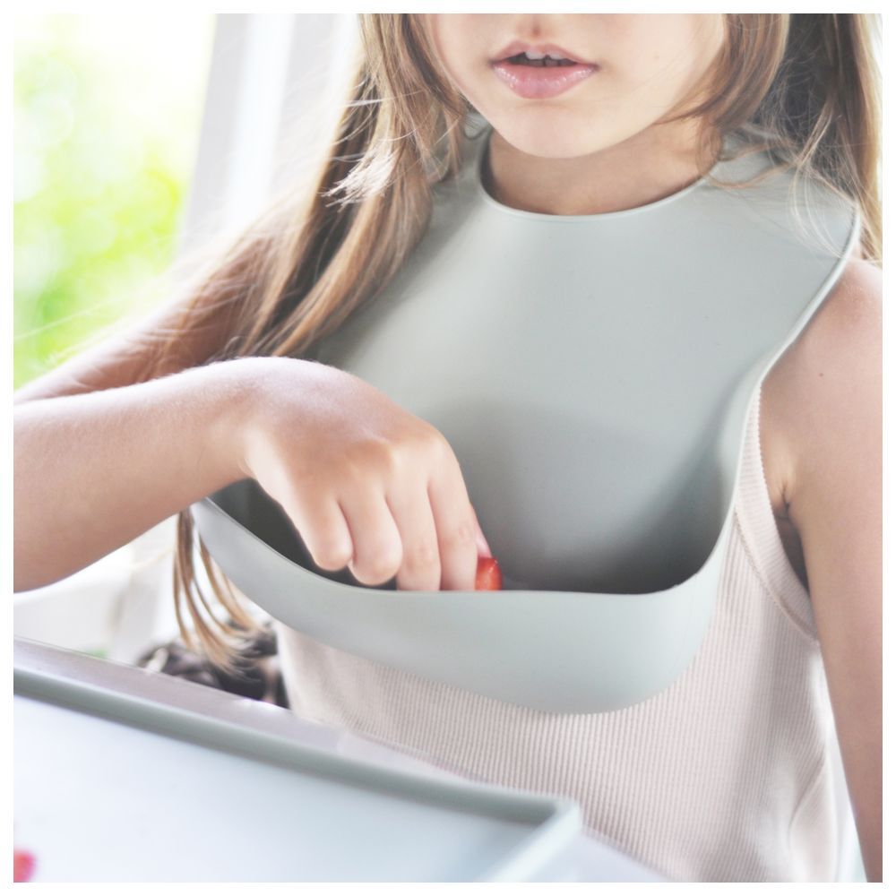 Minikoioi - Silicone Bib w/ Kangaroo Pocket - Powder Grey