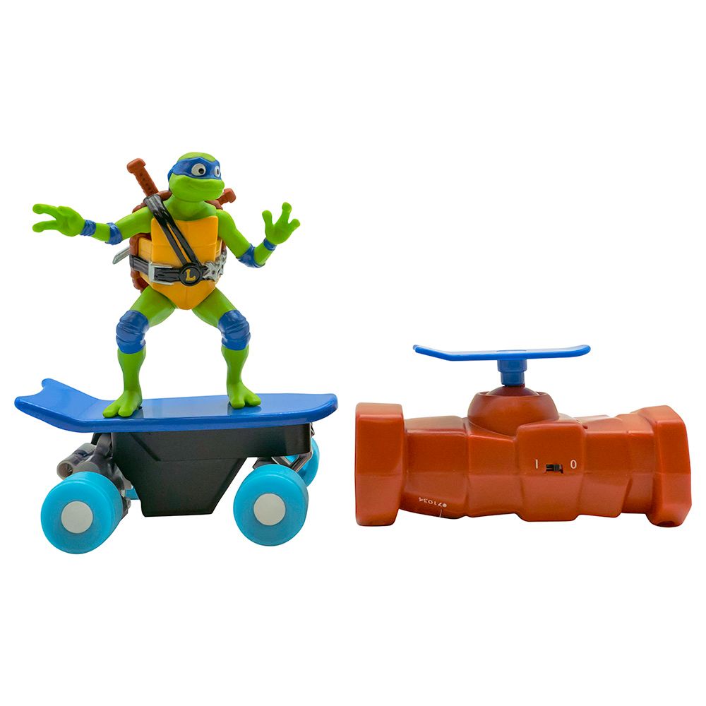 Nickelodeon - TMNT Movie Remote Control Half Pipe Vehicle Set - Style May Vary