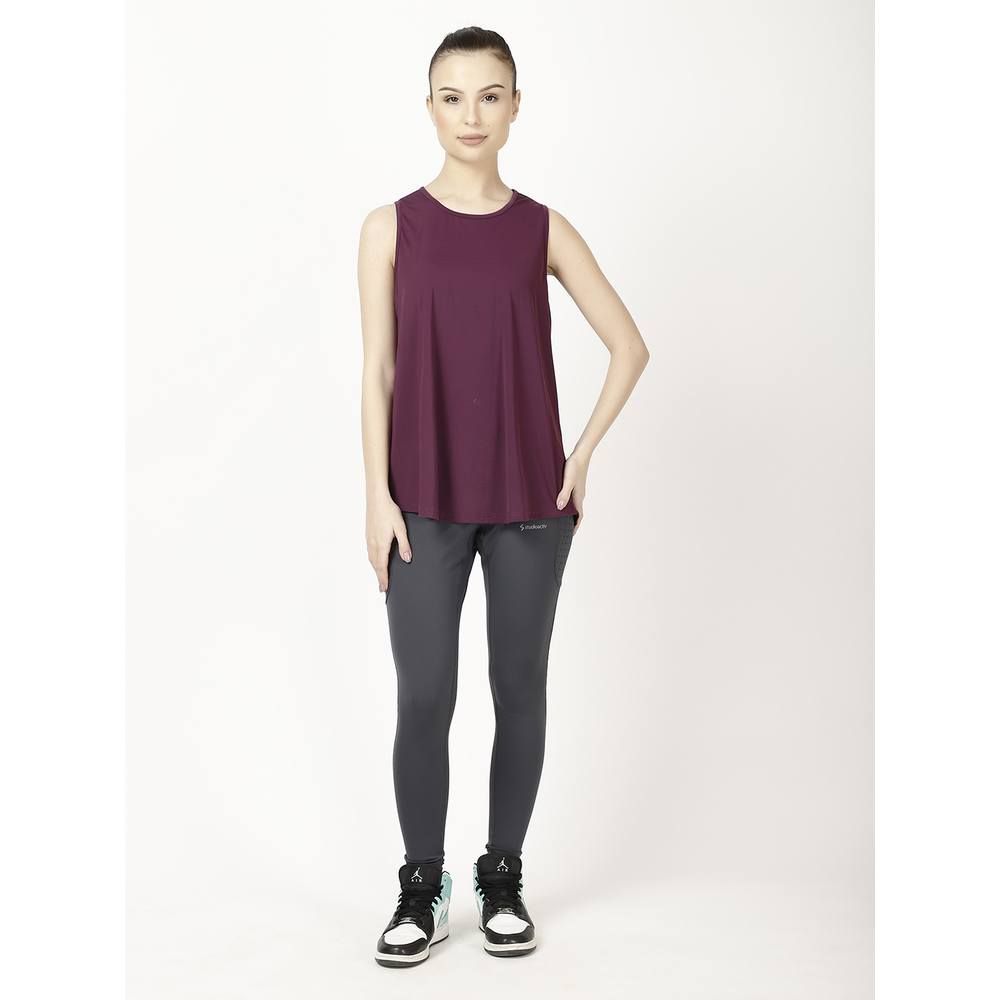 Studioactiv - Back Slit Tee - Wine