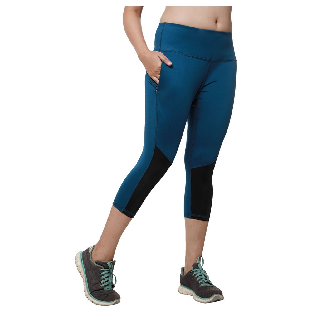 Studioactiv - Teal Black Style Diva Capri