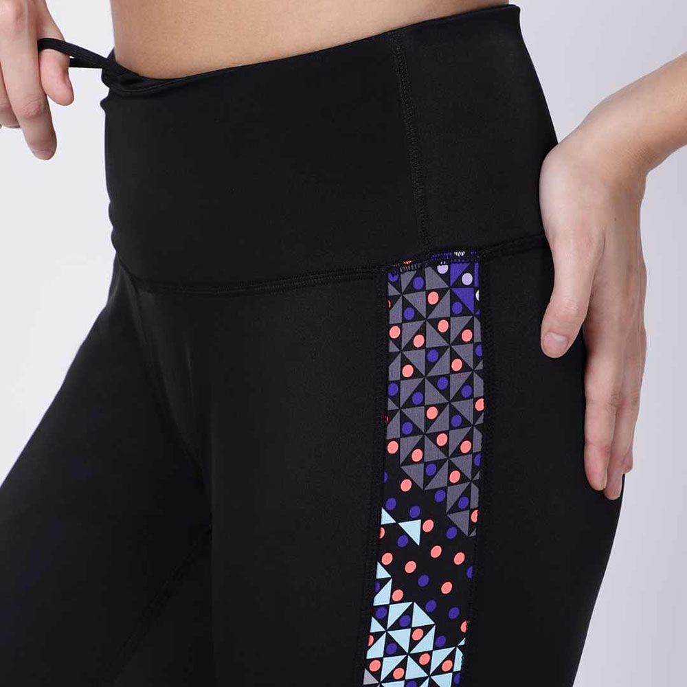 Studioactiv - Black Side Print Summer Breeze Capri