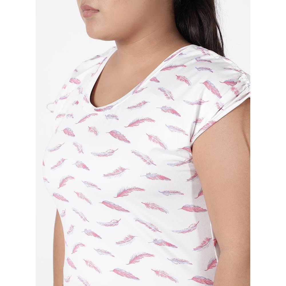 Studioactiv - Feather Light Breeze Tee Curvy - White