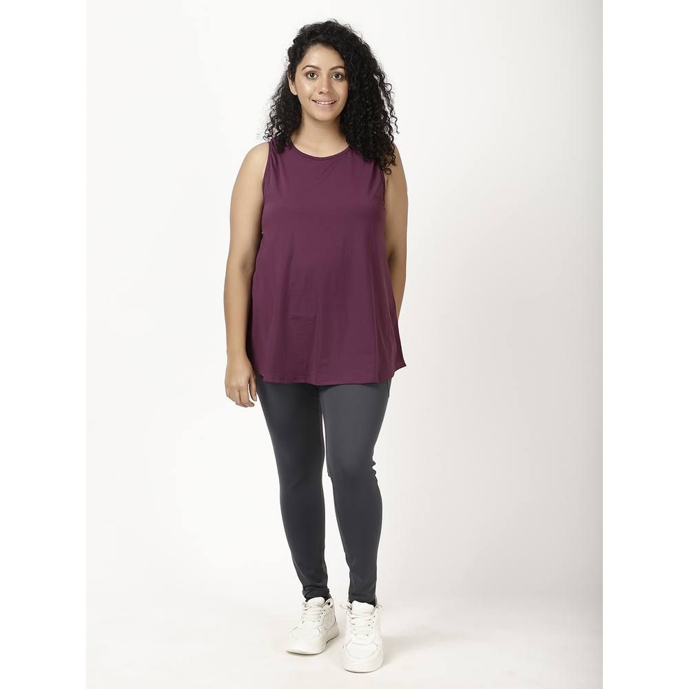 Studioactiv - Back Slit Tee Curvy - Wine